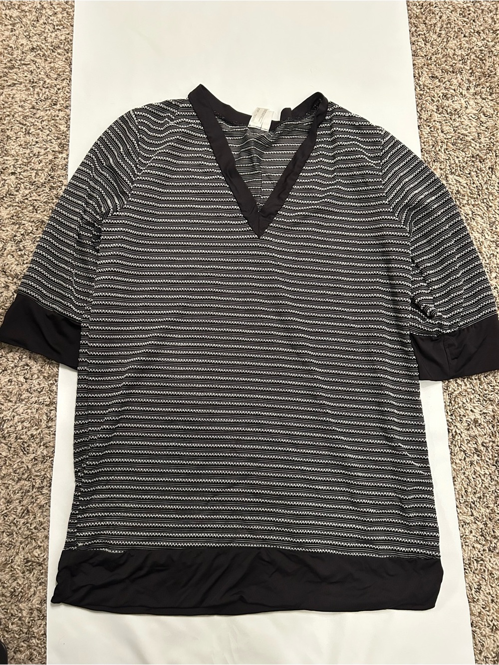 Liz Claiborne Black and White Striped V-Neck Short Sleeve Shirt